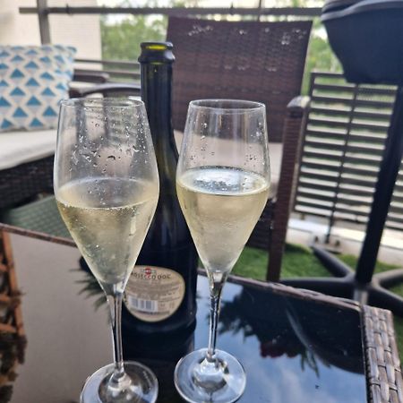 Modern And Confortable Apartment Close To Paris Буа-Коломб Екстер'єр фото