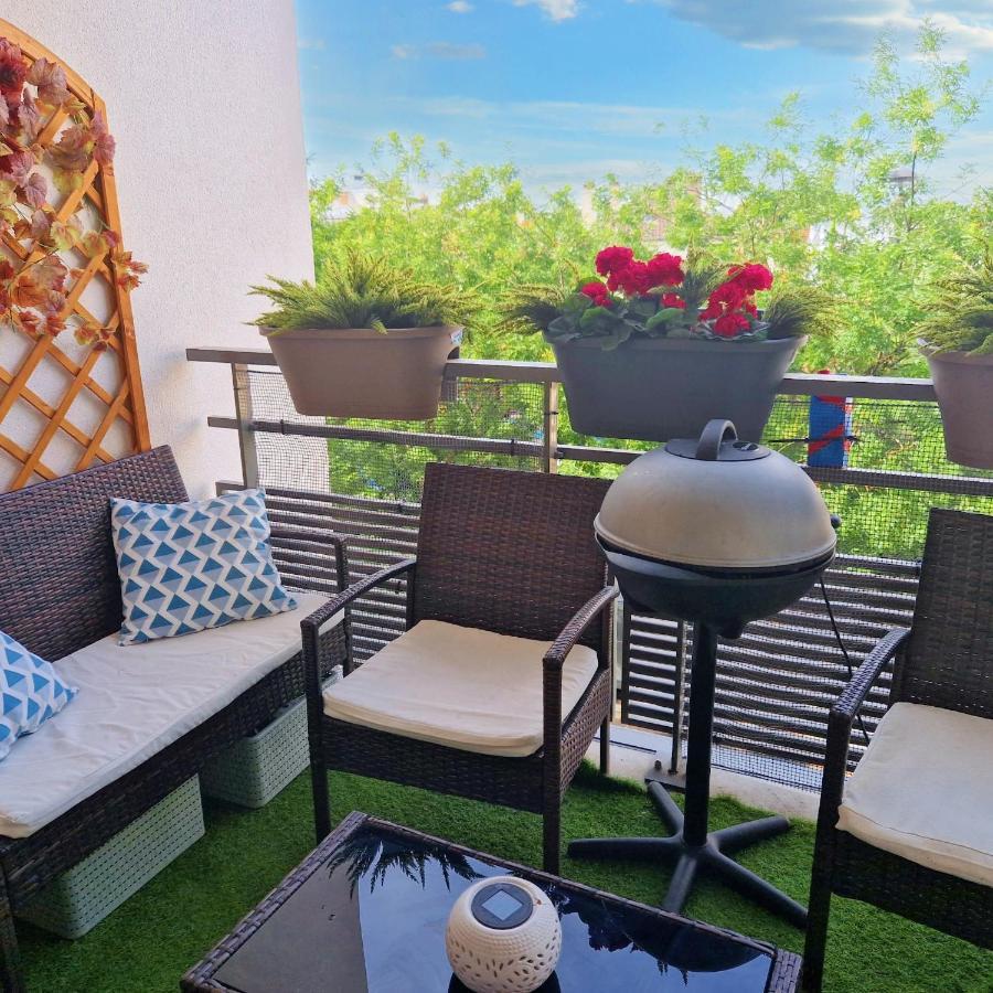 Modern And Confortable Apartment Close To Paris Буа-Коломб Екстер'єр фото
